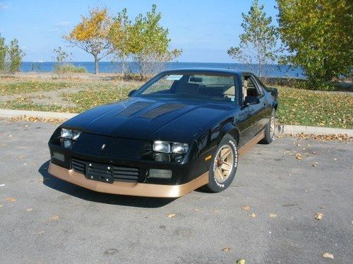 1985 chevy camaro  engine vin f 305 v8 (new roller timing chain, new lower end)