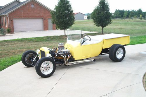 1923 ford t bucket custom bed size of original. all ford drivetrain.