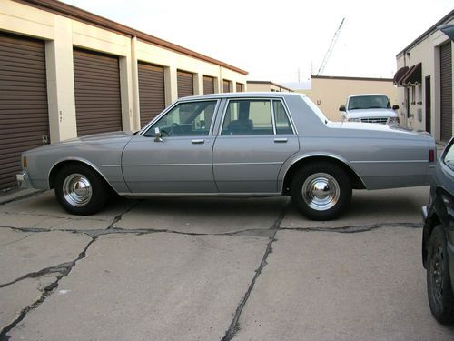 1984 chevrolet impala base sedan 4-door 5.0l