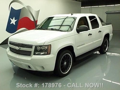 2007 chevy avalanche 4x4 5.3l v8 leather 22" wheels 58k texas direct auto