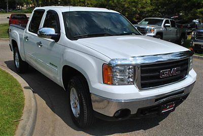 4wd 143.5&#034; sle 4 dr crew cab truck automatic 8 cyl summit white