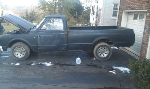 1967 chevy pick up c 20 v8, engine and trans work great! 8 ft bed