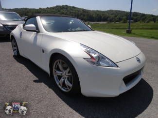 2011 nissan 370z touring convertible heated/cooled seats navigation low miles