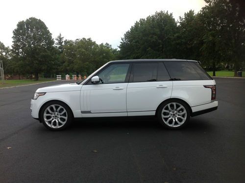 2014 white range rover supercharged v8 w/ black contrast roof, 22" rims