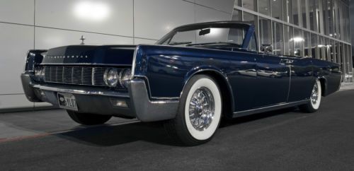1967 lincoln continental *** beautiful***
