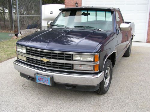 1990 chevrolet pickup w/major reconditioning and low mileage engine