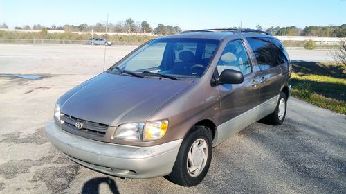 1998 toyota sienna le no reserve! runs great 120k miles