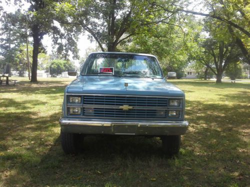 1984 chevy shortbed 4x4