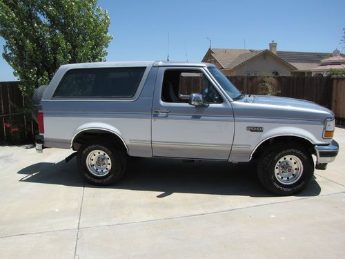 1994 ford bronco xlt 4x4, 5.8 motor. clean california truck