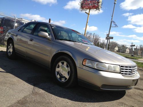 2001 cadillac seville sls sedan clean and low miles
