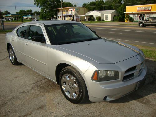 ****no reserve**** 2007 dodge charger silver automatic clean title runs perfect