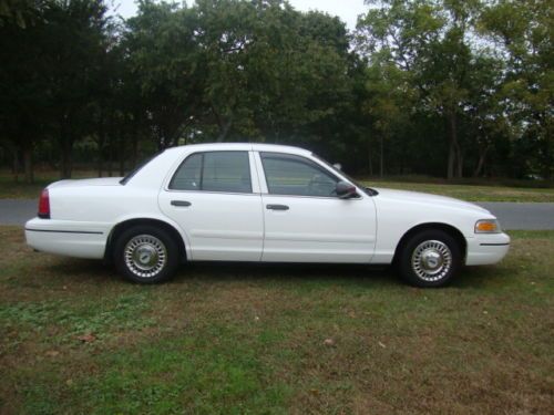 2000 ford crown victoria