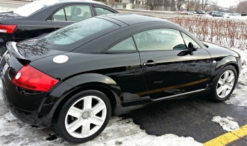 Audi tt coupe 2003 black great condition