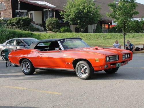 1969 pontiac gto convertible vintage collectible rotisserie documented restored