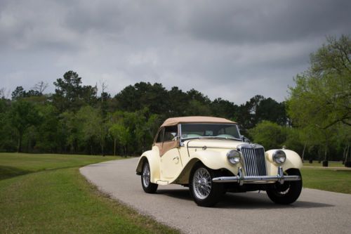 1954 mg tf 1500 - no reserve - striking color combination!