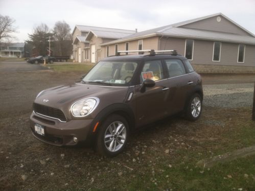 2011 mini cooper s all4 countryman: 21,700 miles   one owner