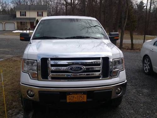 2011 ford f150 supercab, low mileage!