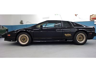 1985 lotus esprit turbo low miles great condition right color low reserve look