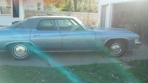 1974 buick lesabre base 5.7l four door everthing on this is original. running gr