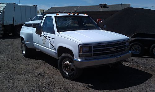 1989 chevy 3500 dually