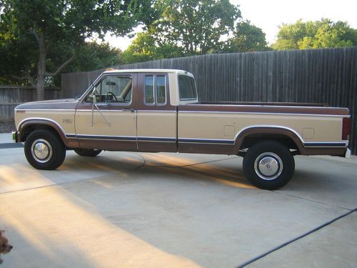 1983 ford f-250 extended cab long bed    48k original miles