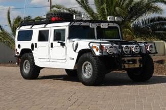 1999 hummer h1 low miles- tons of records- make offer