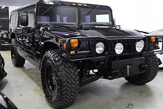 Hummer h1 clean carfax, low miles, excellent condition, we finance!!