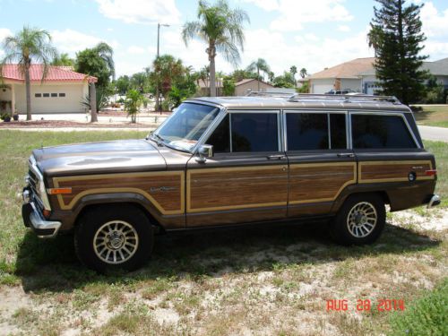 1987 jeep grand wagoneer 4-door woody wagon w/ sunroof