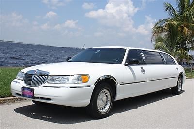 1999 lincoln town car executive limousine 4-door 4.6l