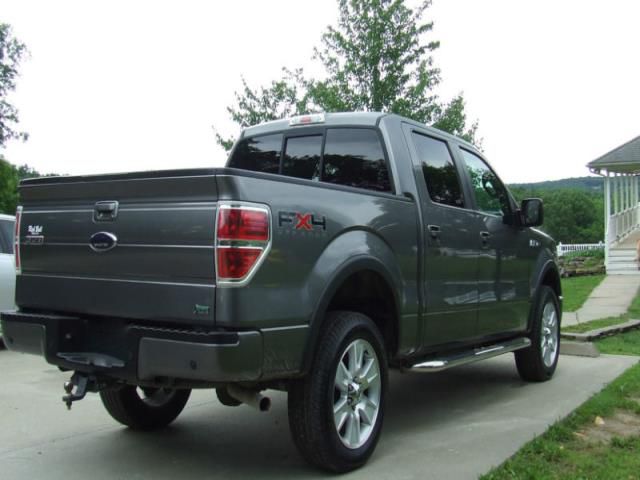 Ford f-150 fx4 extended cab pickup 4-door