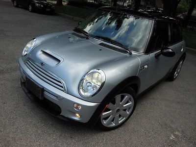 Sharp mini cooper s 6 speed supercharged low miles manual panoramic sunroof