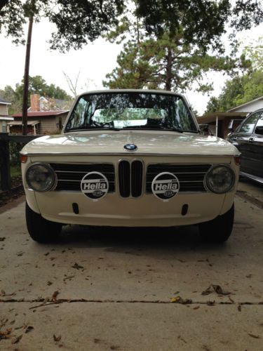 1973 bmw 2002. full restoration. 5 speed, dual carbs, coilovers