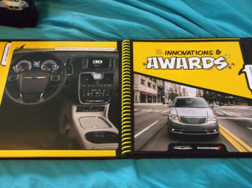 30th anniversary of the mini-van special edition - collectible!! 3d book &amp; usb