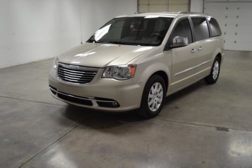 12 chrysler town &amp; country touring heated leather seats remote start navigation