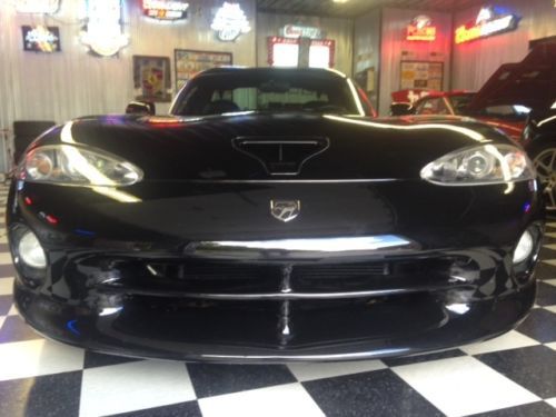 2000 dodge viper gts    low mileage    collector owned    450 horsepower