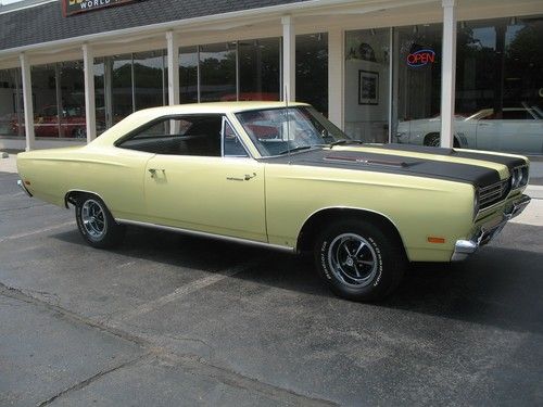 1969 plymouth road runner sunfire yellow matching numbers 383 recent restoration