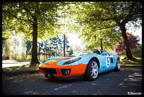 06 ford gt heritage edition gulf colors, 2600 miles, fully equipped, no stories