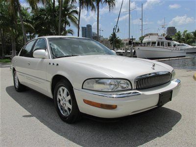 Diamond white buick park avenue with leather chromes and low mileage