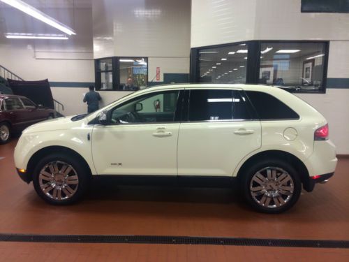 2008 lincoln mkx 3.5l white/ivory 81k miles excellent cond. we finance