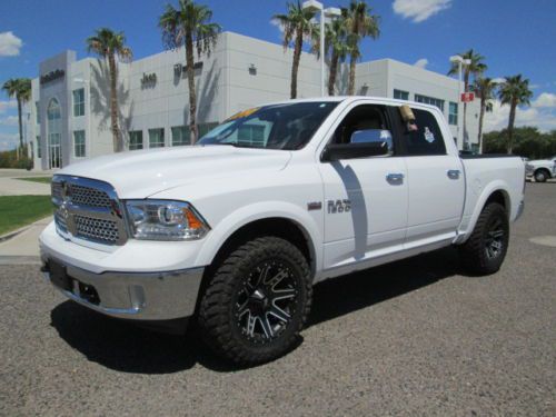 13 4x4 4wd white automatic 5.7l hemi v8 leather navigation sunroof certified