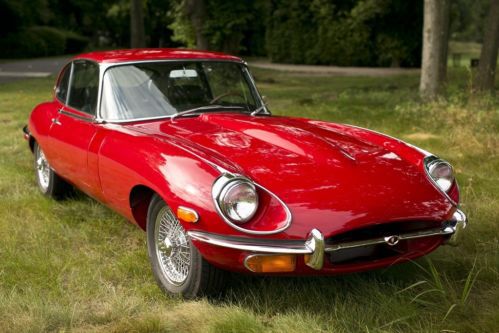 1969 jaguar xke 2+2 in superb restored condition.
