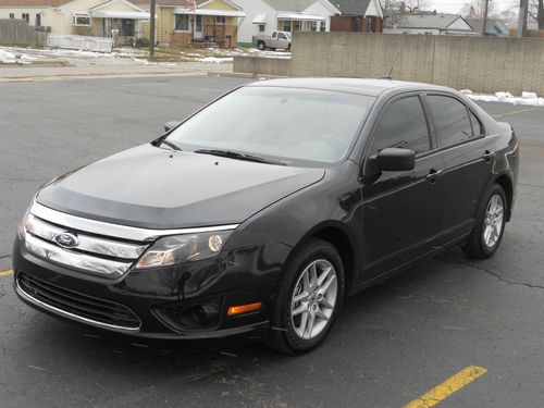 2012 ford fusion with only 4k looks and drives like new