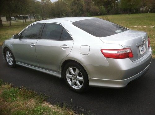 Clean 2007 camry se v6 - silver, sport pkg, one owner, title in hand