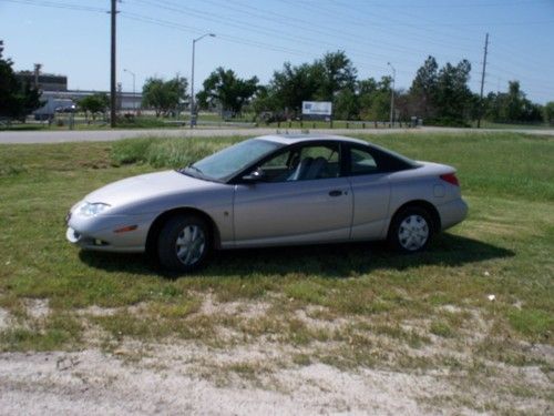 2001 saturn sc1 base coupe 3-door 1.9l 5 speed great gas mileage