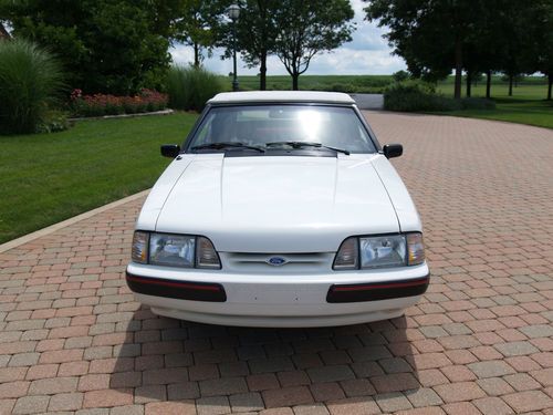 1989 ford mustang lx convertible 2-door 2.3l