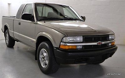 Chevrolet s10 4x4 extra cab / automatic / tow package / bucket seats