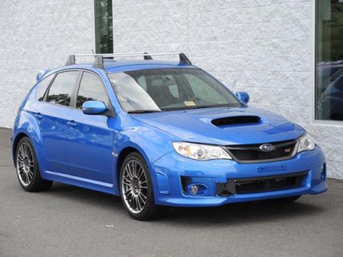 5dr man wrx manual 2.5l nav cd awd seat-heated driver leather seats am/fm stereo