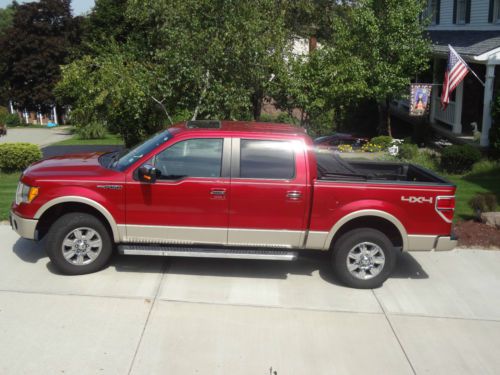 2010 ford f-150 lariat two tone with leather seats, back up camera, navigation
