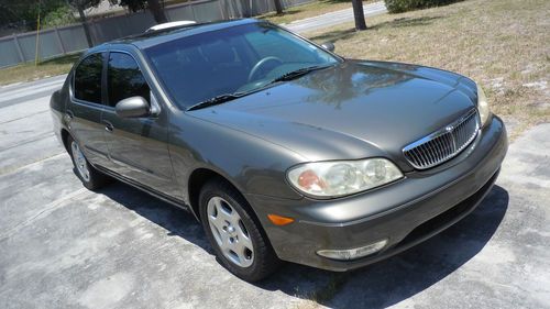Wonderful 2001 infiniti i30, only 2 owners - reserved to sell!