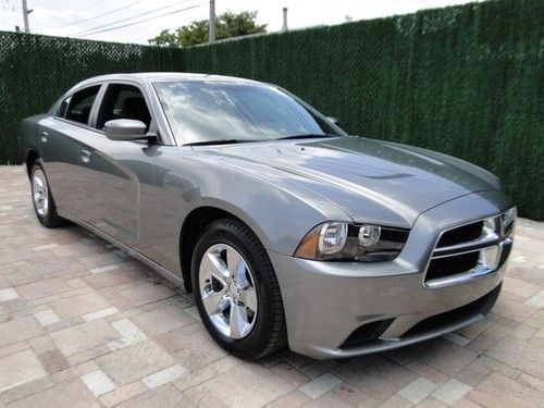 12 charger full factory warranty very clean low miles automatic se florida drive